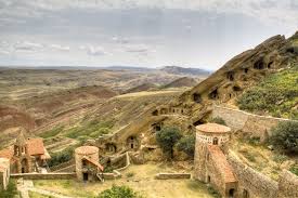 One of the most amazing nature phenomenon in iran is the aladaglar mountains or rainbow mountains which is in zanjan province. Quer Durch Aserbaidschan World Insight