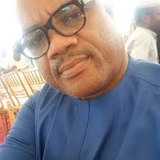 Hello, dear good people of Akwa Ibom. Are your car window glasses or  windshield tinted? Whether they are factory fitted or aftermarket tint, you  will need a valid tinted permit. On Thursday,