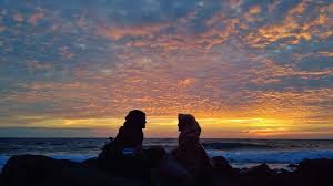 Scopri ricette, idee per la casa, consigli di stile e altre idee da provare. Bestfriend Sunset Sunrise Sahabat Senja Estetika Langit Fotografi Alam Fotografi Pemandangan