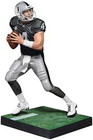 Get the latest nfl news on derek carr. Mcfarlane Nfl Madden 18 Ultimate Team Series 2 Derek Carr 4 Oakland Raiders Figur Amazon De Sport Freizeit