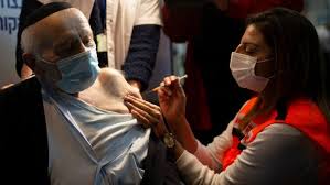 באילו ערים יש הכי הרבה חולי קורונה? Israel Offers Booster Jab As Covid Infections Spiral Financial Times