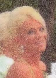 Debra Hubble's Instagram, Twitter & Facebook