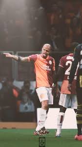 26 haziran 1983, volta redonda) ön libero mevkisinde oynayan brezilyalı futbolcudur. Felipe Melo Wallpapers Wallpaper Cave