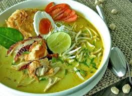 Kota medan menawarkan berbagai macam destinasi wisata menarik yang patut anda kunjungi. Resep Membuat Soto Daging Sapi Khas Medan Katalog Kuliner