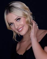 We are proud to announce the new female Texas Country Artist of the Year,  Ariel Hutchins, will be performing at our VIP Kick-Off Party