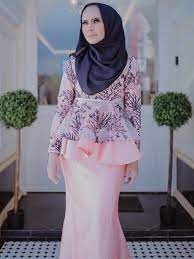 Berapa pasang baju raya tahun ini biarlah rahsia. Tahun Ini Che Ta Beraya Dengan 104 Pasang Baju Untuk Diri Sendiri Entertainment Rojak Daily