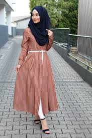 Pin By Munia Sarker On Fashion Muslimah Fashion Outfits Muslim Fashion Outfits Modest Fashion Hijab