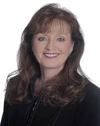 Kelli Couch's Instagram, Twitter & Facebook