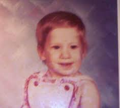 Can someone put this to a Christmas pic please 😘