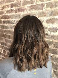 Brunette Balayage Subtle Balayage Caramel Balayage Lob Haircut Short Haircut Beach Waves Short Ha Balayage Brunette Lob Haircut Beach Waves For Short Hair