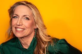 Alison Hooker's Instagram, Twitter & Facebook