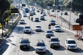 Para caminhões a regra é diferente? Rodizio Em Sp Veja Quais Placas Podem Circular Na Cidade Nesta Segunda