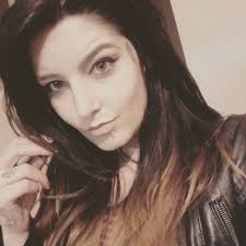 Lacy Corbett's Instagram, Twitter & Facebook