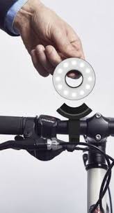 this might be the cleverest bike light ever 自転車のデザイン 自転車 ライト 自転車