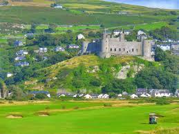 5*Tan-Y-Graig Lies Below Harlech Castle