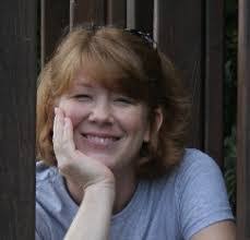 Amanda Stephan's Instagram, Twitter & Facebook