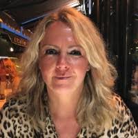 Raul Bender's Instagram, Twitter & Facebook