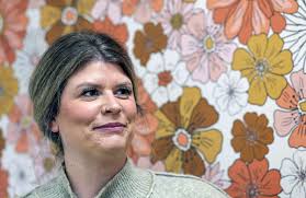 Bloomington-Normal salons offering unique services