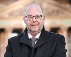 Gerd muller is a former german footballer and regarded as one of the greatest goalscorers of all time. Gerd Muller Csu Bleibt Minister Fdp Bochum Kreisverband