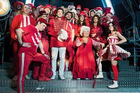 Les enfoirés (french for the tossers), is the name given to the singers and performers in the yearly charity concert for the restaurants du cœur (les restos du cœur). Les Enfoires Font Leur Cirque Pour Les Restos Du Coeur