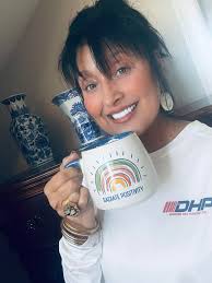 Always end the day with a positive thought. No matter how bad things  were…tomorrow's a fresh opportunity to make it better! Get that large  coffee….!☕️🧋 Enjoy the weekend friends…🩶🤍🩶 HAPPY Friday!!  #espressoyoself |