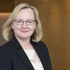 Annette Hurst's Instagram, Twitter & Facebook