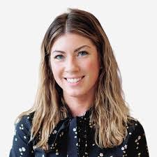 Eliza Popa's Instagram, Twitter & Facebook