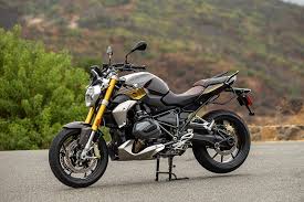 Explore bmw r 1200 rs price in india, specs, features, mileage, bmw r 1200 rs images, bmw news, r 1200 rs review and all other bmw bikes. 2020 Bmw R 1250 R Road Test Review Rider Magazine