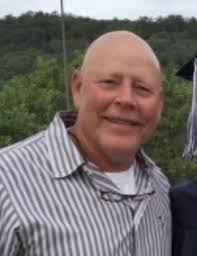 Sonny Moss's Instagram, Twitter & Facebook