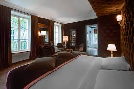 Suite Vitrine Hotel Particulier Montmartre Credit Photo Jefferson Lellouche Luxury Hotels Paris Luxury Boutique Hotel Hotel Interiors