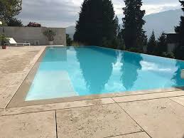 Bilder Fotos Von Pools Swimmingpools Und Schwimmbecken Schwimmbecken Pool Swimmingpool