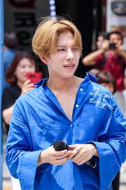 Hes So Freakin Disrespectful Omjdkskfsk Ace Pretty People Rapper