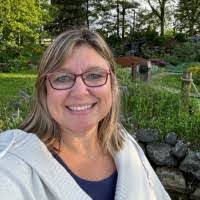 Wendy Bieber's Instagram, Twitter & Facebook