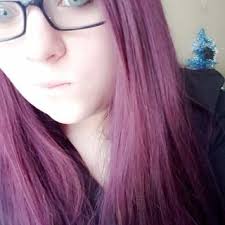 Amber Cranford's Instagram, Twitter & Facebook