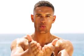So i had a lot of time off and set up the clothing brand with a friend. Loveisland Danny Williams Who Is New Love Island Arrival Danny Williams How Old Is He Loveisland 2019