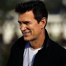 Listen to albums and songs from chris isaak. Waiting Acoustic Version By Chris Isaak Song Free Music Listen Now On Myspace