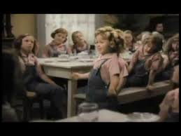 Shirley Temple Animal Crackers In My Soup Youtube Shirley Temple Temple Movie Animal Crackers