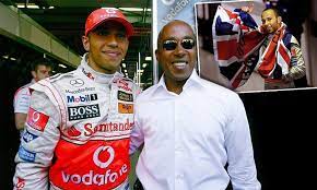 The news came as a great shock to the lewis family. Lewis Hamilton And The 4m Promise He Didn T Keep To His Dad After F1 Split Daily Mail Online