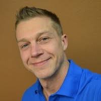 Aaron Worthington's Instagram, Twitter & Facebook