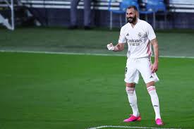 Madrid awarded a penalty at one end, but play is brought back for a sevilla penalty at the other! Open Thread April 22 2021 Managing Madrid