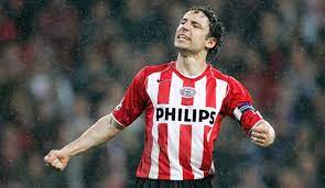 When he was fifteen or sixteen, i got him at. Bundesliga Was Macht Van Bommel