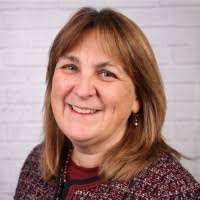 Lori Robidoux's Instagram, Twitter & Facebook