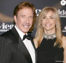 Chuck Norris Sa Femme Empoisonnee Il Abandonne Sa Carriere Pour La Sauver Purepeople « voi siete nulla, niente e nessuno perché io sono tutto. chuck norris sa femme empoisonnee il