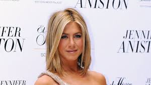 Jennifer aniston hot hollywood celebrity, she has received golden globe awards & got nominated thrice for golden globe, other awards such as one primetime emmy awards and one sag awards. Jennifer Aniston Steckbrief Biografie Und Alle News