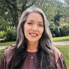 Allison Geist's Instagram, Twitter & Facebook