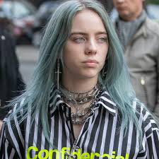 Her signature black hair with green roots are no more, last seen at the grammy awards this past weekend. Billie Eilish Black Hair Color Popsugar Beauty