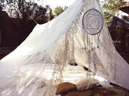 Shabby Chic Hochzeit Dekor Herzstuck Aussendekorationen Made To Order Dreamcatcher Spitze Hippiewild Teepee Zelt Boho Boho Hintergrund Heiraten Im Zelt Hochzeit Rustikal Schicke Hochzeit