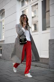 Black And Red Joggers Womens The 10 Most Stylish Fashion Instagram S Of This Week High Fashion Trends Fashion Trend Black Fashion