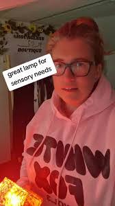 Samantha Lampe's Instagram, Twitter & Facebook