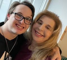 Judith Malinowski's Instagram, Twitter & Facebook